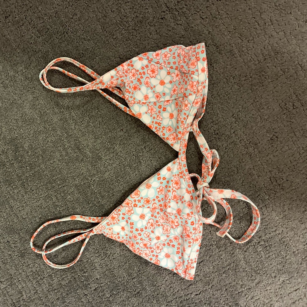 Dippin Daisey’s Bikini Top